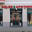 Blackout: „Es ist egal, wie die Aktion zu bewerten ist“ Foto: Front der Adler Apotheke Adlershof zur Blackout-Aktion am 17.12.25