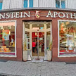 Inhaber fordern Rotstift bei GKV-Gehältern Die Rodenstein Apotheke in Weinheim von außen.