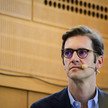 Standortklausel: Abschlag, Steuer, Datenzugang Stephan Pilsinger auf Bühne