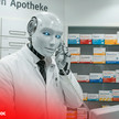 Notdienst-Anrufe: Chatbot leitet zu Versandapotheke KI-Roboter in der Apotheke am Telefon