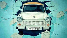 Berlin Wall Trabant grafitti West-Erinnerungen und Ost-Anekdoten