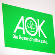 aok-logo eh Stomapatient: Drei Wochen Warten auf Hilfsmittel
