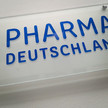 Pharma Deutschland plädiert für Impf-PTA Türschild Pharma Deutschland
