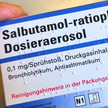 Salbutamol-Spray: Alle Ersatzkassen zahlen Mehrkosten Salbutamol Ratiopharm Dosieraerosol Spray Verpackung