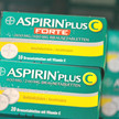 Aspirin-Werbung: Influencerin geht zu weit Symbolbild: Packungen Aspirin plus C und Aspirin plus C forte