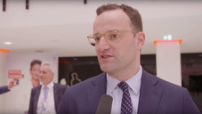 Spahn über mögliche Sanktionen gegen Versandapotheken Spahn über mögliche Sanktionen gegen Versandapotheken