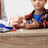 Diabetes: Experten empfehlen Screening bei Kindern Kind mit Diabetes