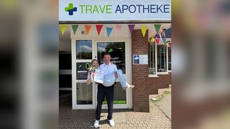 Apothekerpaar: Notdienst in der Hochzeitsnacht Apothekerpaar: Notdienst in der Hochzeitsnacht