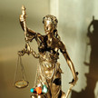 Illegale Medikamente: Prozess eingestellt Justitia