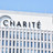 Zustand des Ebola-Patienten stabil Foto: Logo der Charité Berlin an Hausfassade