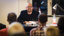 „Die Angreifer bestimmen die Waffen“ „Die Angreifer bestimmen die Waffen“