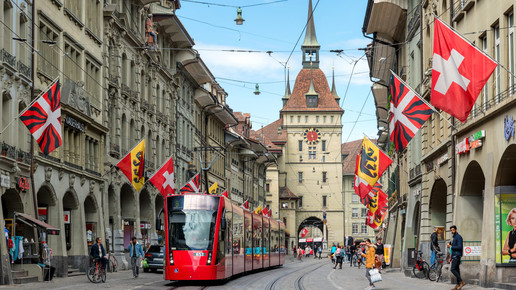 Schweiz: Apotheker bei Impfzertifikat ausgebootet ...